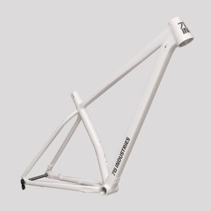 Cuadro 715 industries Kaze