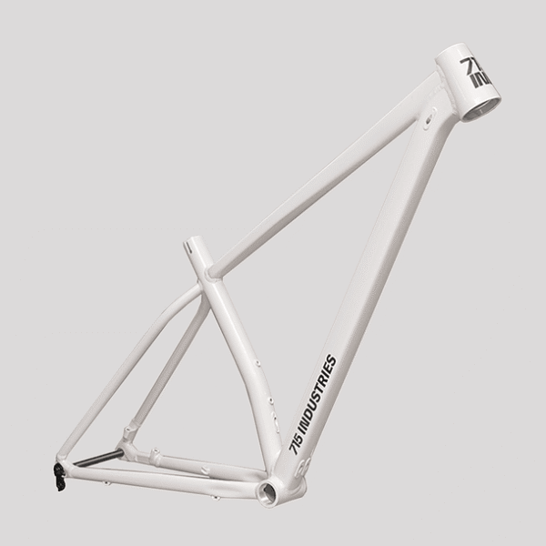 Cuadro 715 industries Kaze